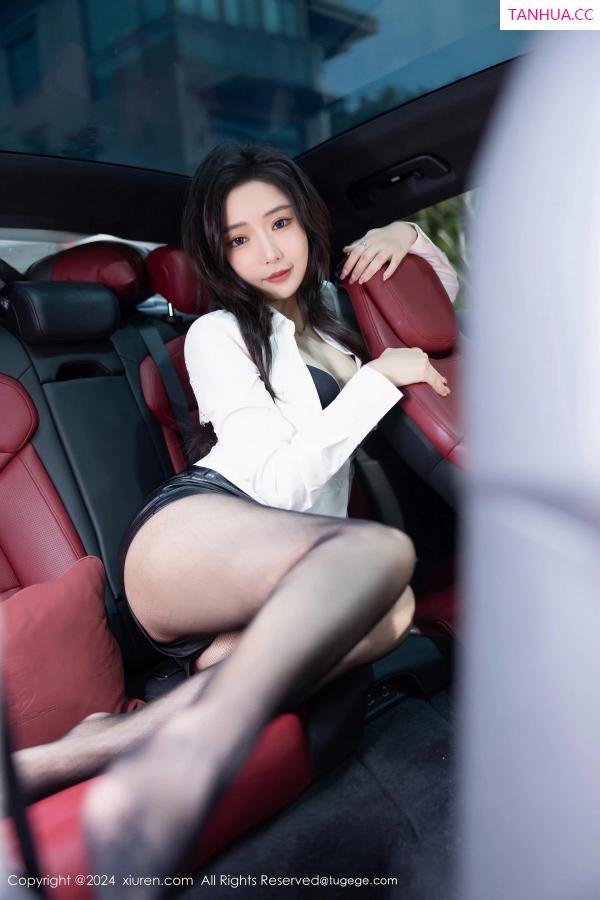 王馨瑶  [XiuRen]高清写真图 2024.03.29 No.8314 王馨瑶yanni 黑丝美腿第29张图片